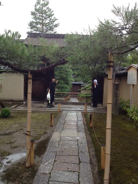 大徳寺内、門や中の写真。（チーム三本の矢） | 授業　時間割 | 東京校ブログ | 大学生・既卒生の就活・起業支援や人間力を鍛える志塾、ＪＶＵ・日本ベンチャー大學